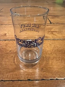 Vintage 1989 University GEORGETOWN HOYAS BASKETBALL Big East Getty Glass - Picture 1 of 3