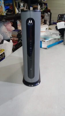 Motorola MG7315 Cable Modem 8x4 Docsis 3.0 N450 Router Combo W/ Power Supply - Image 1 of 4