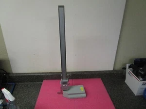 Mitutoyo 570-114 Absolute Digimatic Height Gauge - Picture 1 of 18