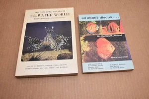 lot of 2 AQUARIUM BOOKS - New York WATER WORD - ALL ABOUT DISCUS - Picture 1 of 1