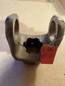 NOS TISCO 12N-220-21 YOKE 1-3/8” 6 S SPLINE 12N22021 801-1206 907200 [9610] - Bild 1 von 8