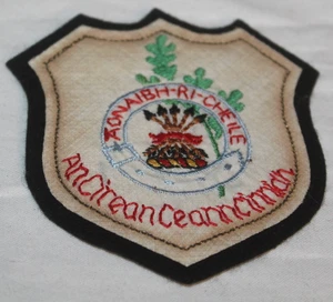 Vintage Clan Cameron Embroidered Wool Crest Badge Patch Ancirean Cearnncinnian - Picture 1 of 4