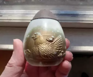 ANTIQUE EARLY 1900 MILKGLASS EGG SHAPE SALT SHAKER CHICKEN & RABBIT ORIGINAL LID - Picture 1 of 8
