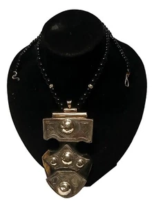 Handcrafted African Tuareg Berber Necklace Wooden Pendant Ethnic Tribal Jewelry - Picture 1 of 3