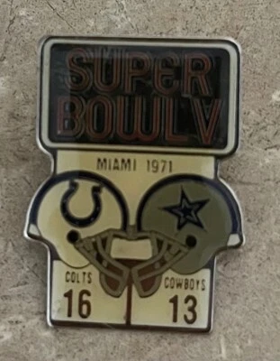 NFL Super Bowl V Miami 1971  Colts vs Cowboys Starline Lapel Pin - Image 1 of 3