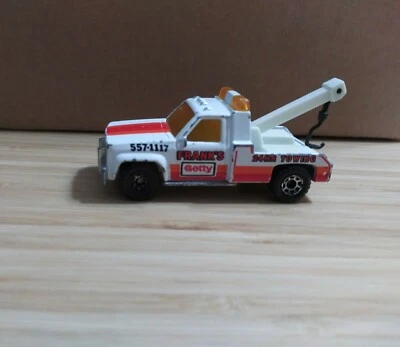 1987 MATCHBOX     GMC  wrecker   - Image 1 of 3