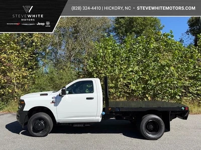 Ram 3500 Tradesman 2025 R/C 4x4 60Ca Cummins Foto 1 de 4