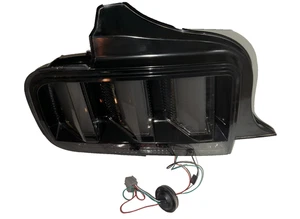 05-09 Ford Mustang LED Tail light With Wiring LH Driver With All Bulbs Working - Picture 1 of 10