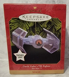 Hallmark Keepsake 1999 Ornamento Star Wars Darth Vader's Tie Fighter NRFB - Imagen 1 de 3