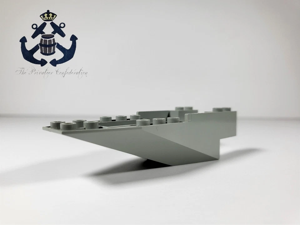 LEGO 1990s Policía Espacial Antigua Cabina Gris Claro 11 x 4 x 2 2/3 Pendiente Invertida Foto 1 de 1