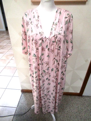 CROFT&BARROW-PINK/MULTI-FLORAL-SHORT SLEEVE-V- NECK-NIGHTGOWN-SIZE-3X-NWT - Image 1 of 4