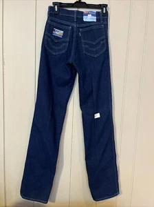 NWT Levi’s dark wash student jeans ‘70’s sailboat patch straight leg 27”x34” - Picture 1 of 8