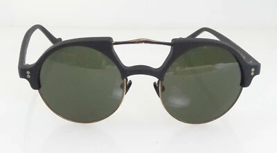 BRAND NEW VINTAGE VERSACE (Authentic) Mod. 493-905 SUNGLASSES ***RARE*** - Image 1 of 4
