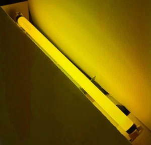 15W 18" GOLD T8 F15T8/GO FLUORESCENT TUBE Light Bulb Lamp SYLVANIA NEW 21608 - Picture 1 of 5