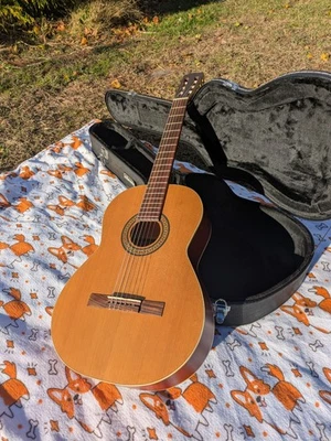 Guitarra Clásica Godin La Patrie Acústica Natural Cuerda de Nylon COMO NUEVA Foto 1 de 4
