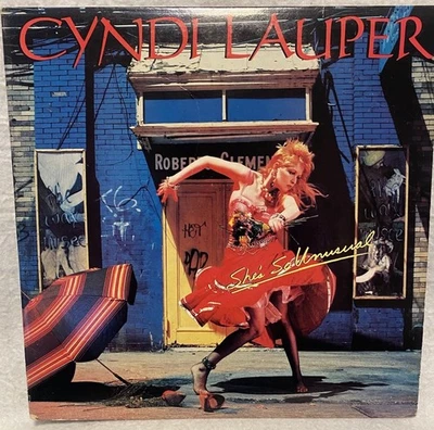 Cyndi Lauper - She's So Unusual, 1984,  Potrait, FR 38930, EX/EX - Image 1 of 3