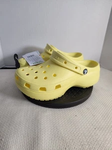 Crocs klassische Plateau-Clogs bananengelb geräumige Passform Damengröße 8 neu mit Etikett  - Bild 1 von 8