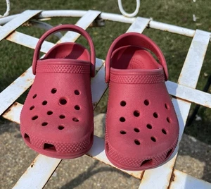 Kids Classic Croc Clogs Sz 9C. Red Back To School Read Desc - Foto 1 di 9