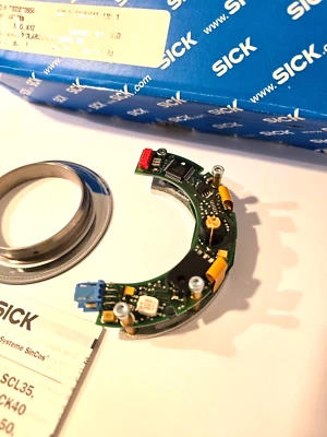 Sick Motorfeedback SCK53-HDA0-S01 Encoder 53mm Id:1035729 - Image 1 of 4