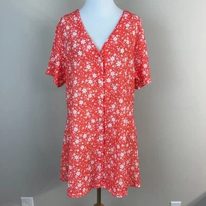 Boohoo Tunic Top Womens 12 US Red White Floral V-Neck Button Up Short Sleeve New - Picture 1 of 11