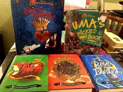 Walt Disney's Descendants Books Hardcover Editions Uma Evie Isle of the Lost 5pc - Image 1 of 4