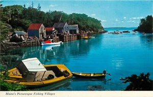 Postal atracada de barcos de pueblo pesquero en Maine - Imagen 1 de 2