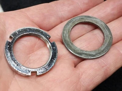 HONDA URBAN EXPRESS NU50 NU50M 1982-83 VÁSTAGO DE DIRECCIÓN BLOQUEO TUERCA ANILLO ARANDELA NC50 Foto 1 de 4