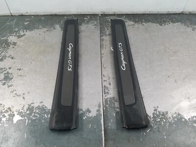 Porsche Cayman GTS 2022 placas de desgaste de umbral de puerta iluminadas de carbono #8065 i6 Foto 1 de 4