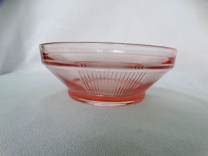 Heisey Flamingo Pink 4 1/2" Pleat & Panel Cupped Bowl Very Good Used Condition - Picture 1 of 8