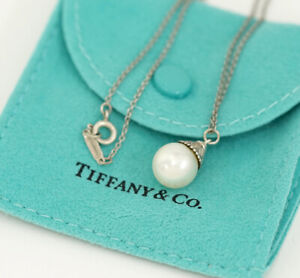 Tiffany & Co. Ziegfeld Pearl Pendant Necklace 16" Silver 925  Auth w/Bag v1055