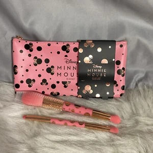 Revolution X Disney Minnie set spazzole per mouse in borsa da viaggio cosmetica rosa nuova con etichette 12 - Foto 1 di 8