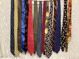 LOT DE 15 CRAVATES ( CVT10/28/07-23B ) - Imagen 1 de 10