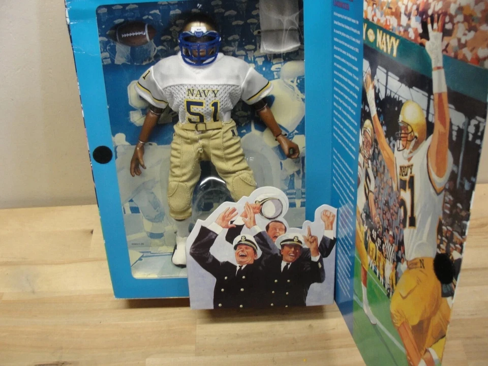 1998 GI JOE NAVY FOOTBALL LINEBACKER 12" ACTION FIGURE-RARO AFRO-AMERICANO NOVO - Imagem 1 de 4