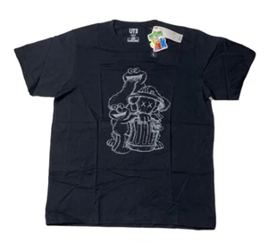 Brand New- Uniqlo x Kaws Sesame Street S/S Logo T-Shirt Mens (Size L) - Picture 1 of 9