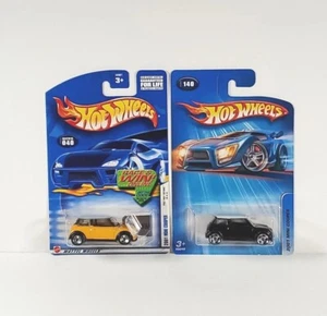 Hot Wheels Mini Cooper #040 & #140 Black & Yellow Lot Of 2 B22 - Picture 1 of 3