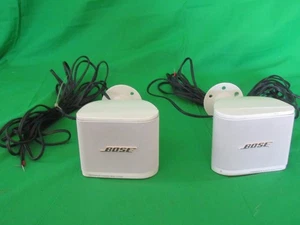 BOSE Freespace Business Music System Cube Speakers White Pair with Wiring - Picture 1 of 12