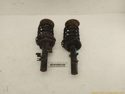 Par de puntales delanteros izquierdo y derecho Volvo XC60 con amortiguador y resorte para 2009-2013 Foto 1 de 4