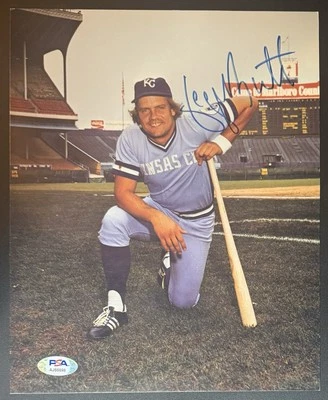 GEORGE BRETT SIGNED KANSAS CITY ROYALS 8X10 PHOTO PSA/DNA COA AUTHENTIC - Image 1 of 2