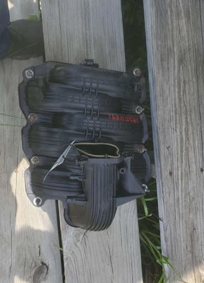 2004-2005 JEEP LIBERTY 3.7L INTAKE MANIFOLD DODGE RAM DAKOTA USED DORANGO OEM Foto 1 de 3