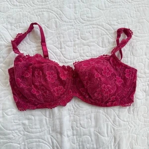 Sujetador acolchado con aros de encaje floral bordado rosa Victoria's Secret 38DD - Imagen 1 de 6