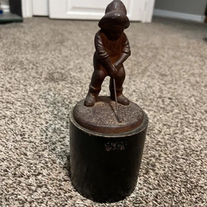 Statuina vintage putter ragazzo o meridiana ragazzo golfista ghisa fermaporta Pinehusrt CC - Foto 1 di 12