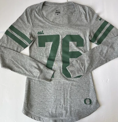 Nike Women's Junior SMALL Tee Gray Green Long Sleeves. - Image 1 of 4