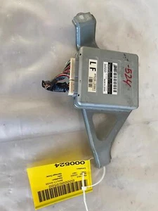 1997 - 1998 LEXUS ES300 ABS Control Computer Module Unit PIN 89540-33041 - Picture 1 of 9