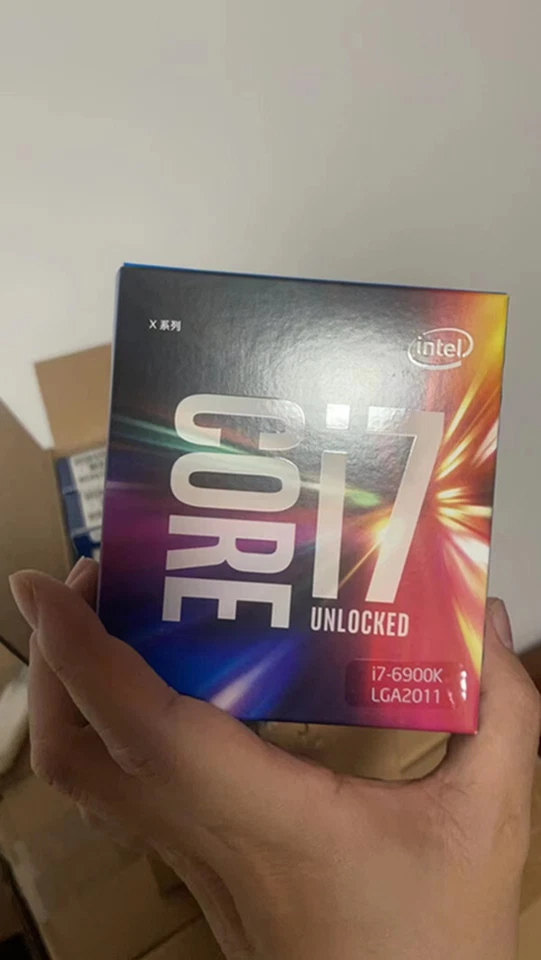 Intel BX80671I76900K SR2PB Core i7-6900K Processor 20M Cache,3.70 GHz NEW IN BOX - Image 1 of 1