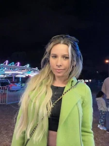 Women’s Green sweater by one girl Who In Medium - Picture 1 of 11