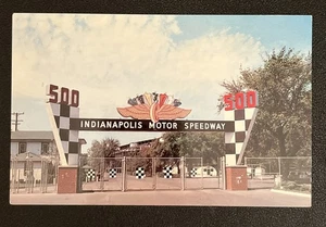Indianapolis Motor Speedway Main Gate Postkarte Indy 500 70er Jahre - Bild 1 von 2