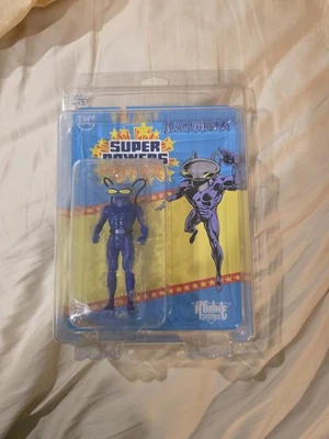 McFarlane Super Powers #11 Manta Wave 4 Walmart Xclusive + Estuche protector Foto 1 de 4