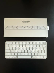 Clavier Apple Magic Keyboard Touch ID AZERTY (Lightning) + boîte – Très bon état - Photo 1/5