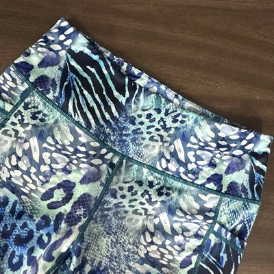 Leggings de mujer con estampado de animales acuáticos azules con engranaje constantemente variado para mujer M Usados en Excelente Condición Foto 1 de 4