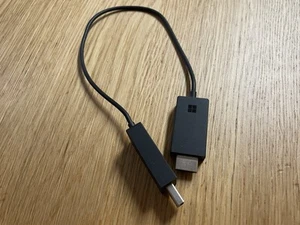 Microsoft Wireless Display Adapter v2 Model 1733 - Photo 1/5
